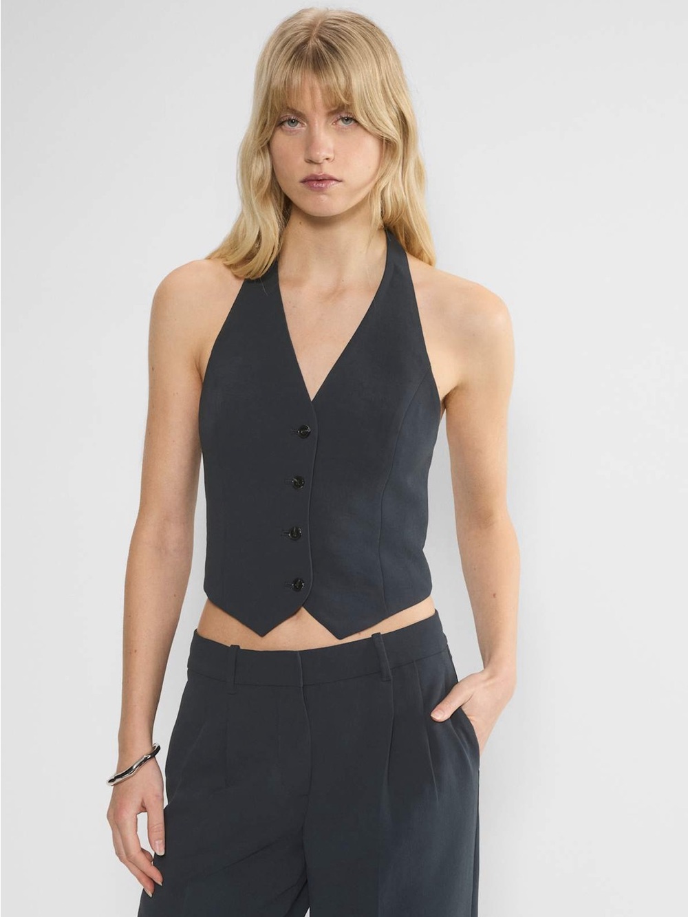 Aritzia Crepe Vest Button-Front in Black Size Small NWT